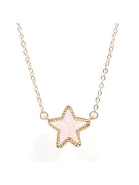 The Styled Collection Pale Pink Star Pendant Necklace